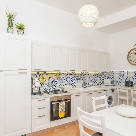 Yourhome - Casa Moscatelli 150 Steps بوسيتانو